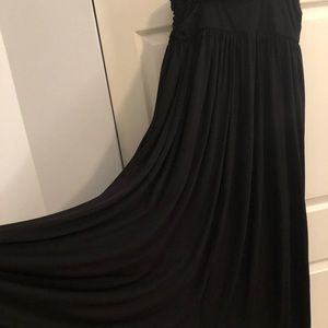 3/$15 Long Black sleeveless dress or skirt